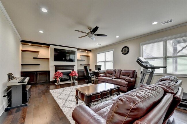 Building Photo - 2205 Copperfield Dr