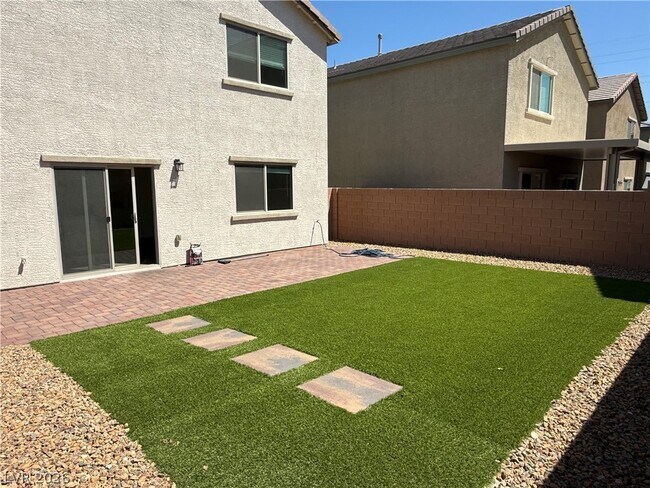 Building Photo - 5299 Barcola Ave