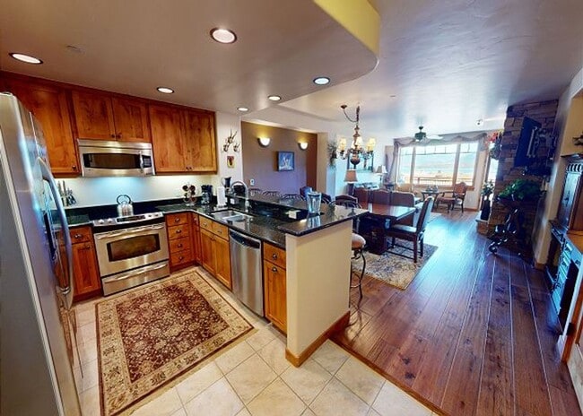Building Photo - Long Term Rental- Timberline Cove 202