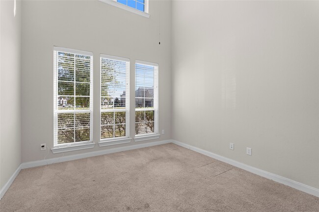 Building Photo - 4303 Shaded Arbor Way