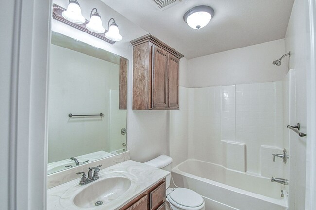 Building Photo - Newly Remodeled Three Bedroom with a Water...