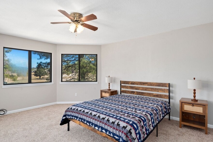 Building Photo - 104 Bogie Ln