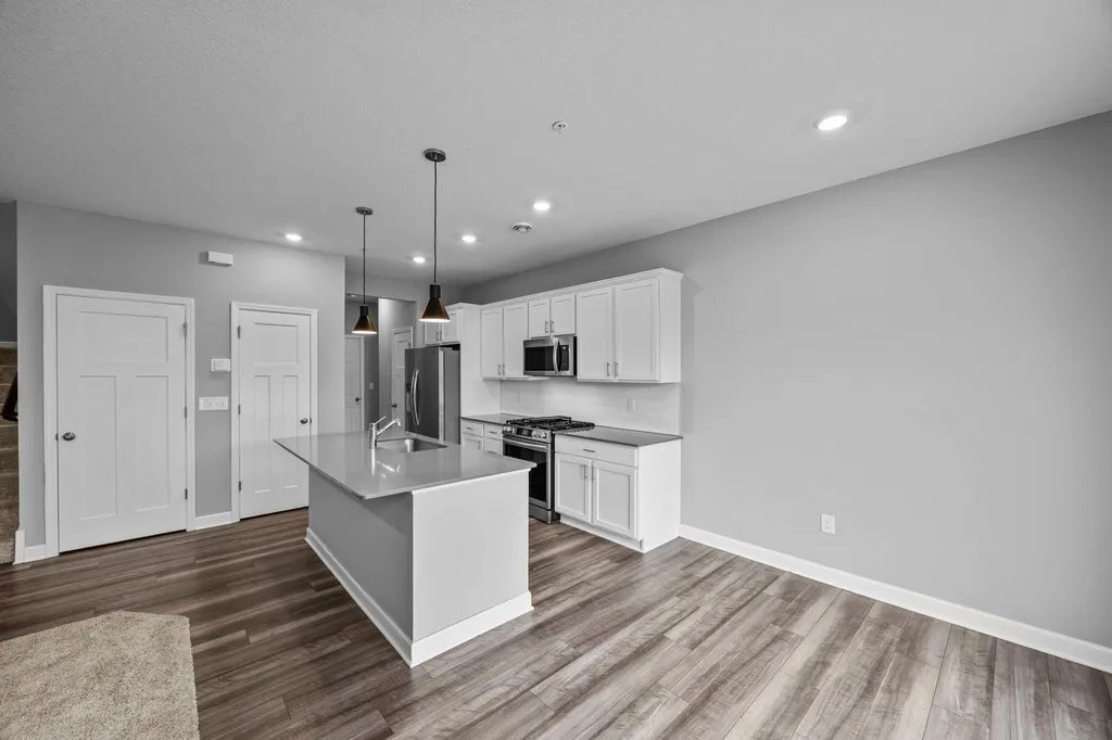 Building Photo - 20065 62nd Pl