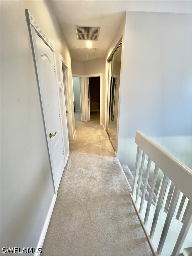 Building Photo - 5669 Cove Cir