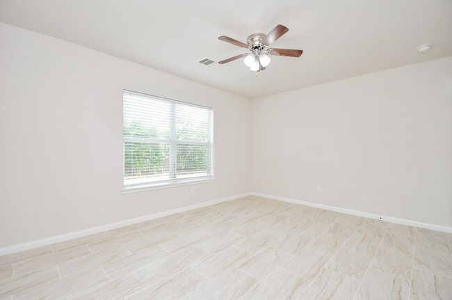 Building Photo - 17119 Hawks Landing Dr