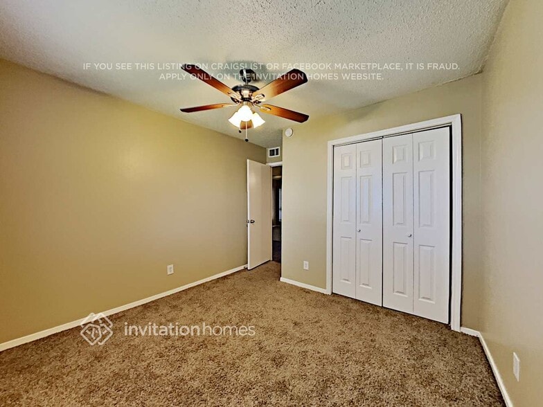 Building Photo - 705 Via Avenida