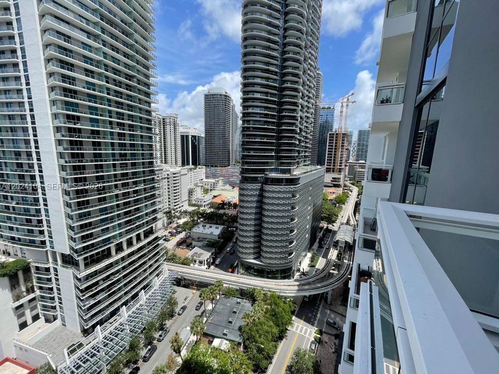 Building Photo - 1080 Brickell Ave