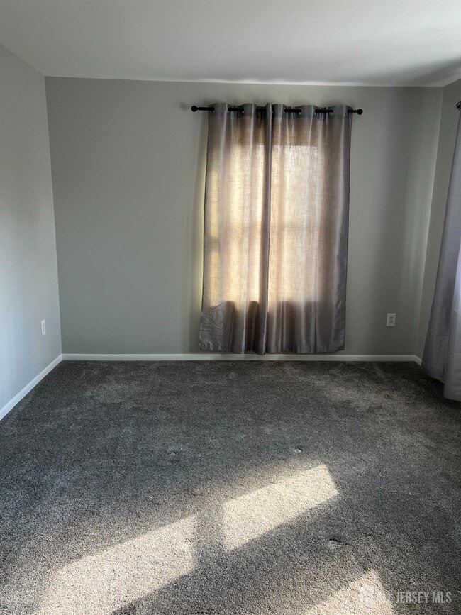 Building Photo - 100 Wyndmoor Dr