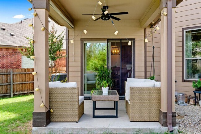 Building Photo - 122 Mancos Dr