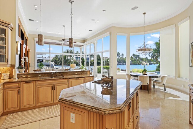 Building Photo - 408 Fisher Ln