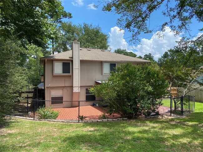 Building Photo - 705 Overbrook Dr