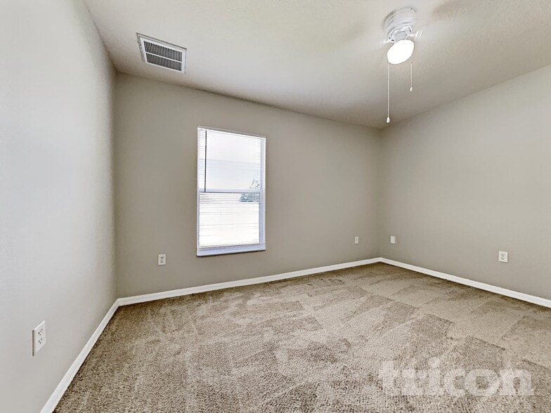 Building Photo - 13029 Centennial St