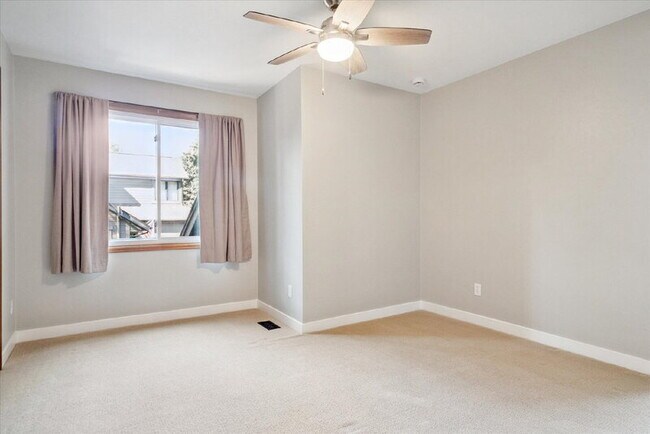 Building Photo - 8056 S Krameria Way