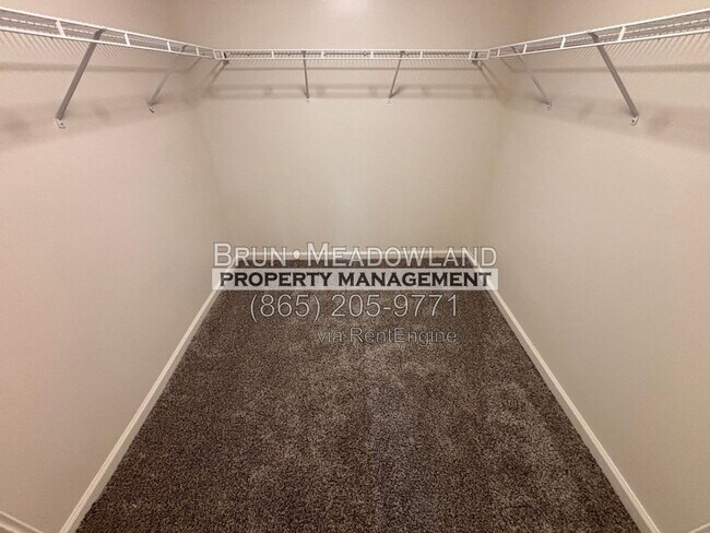 Building Photo - 820 Calypso Way