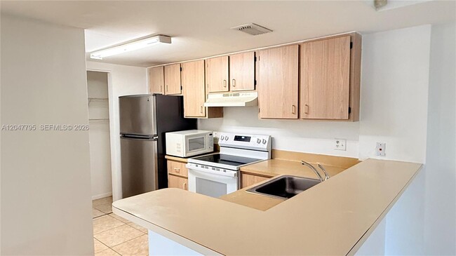 Building Photo - 10709 Cleary Blvd