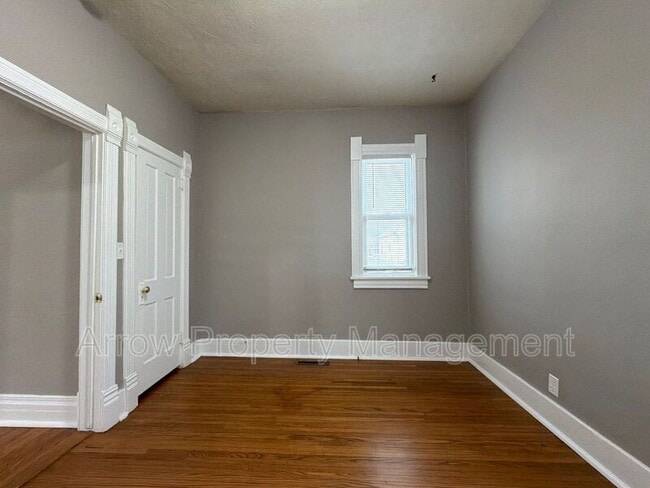 Building Photo - 1928 S 10th St