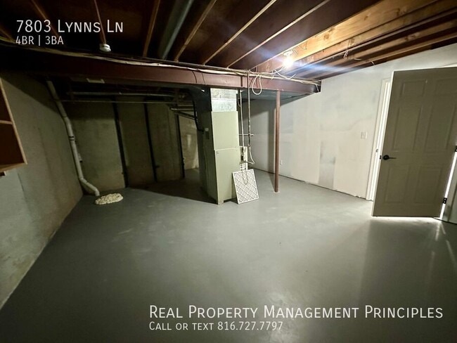 Building Photo - 7803 NW Lynns Ln