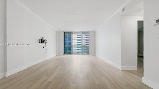 Building Photo - 3001 S Ocean Dr
