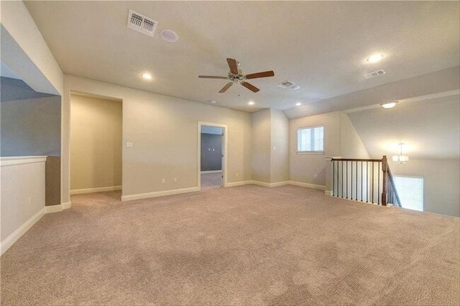 Building Photo - 203 Ancient Oak Way