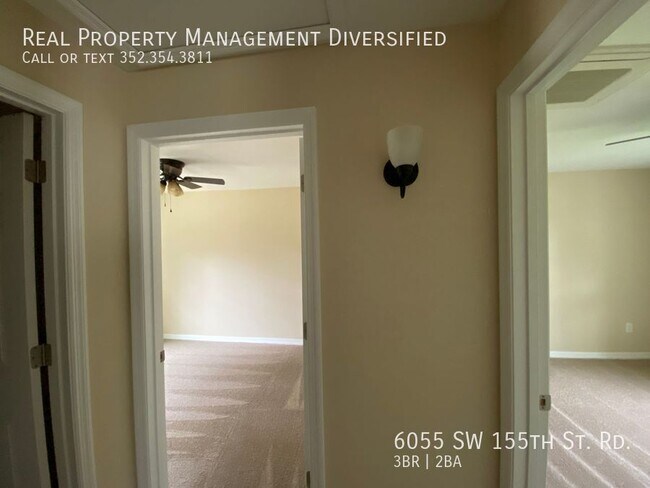 Building Photo - 6055 SW 155th St Rd