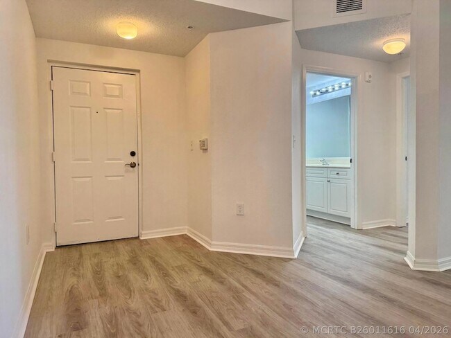 Building Photo - 2725 Anzio Ct