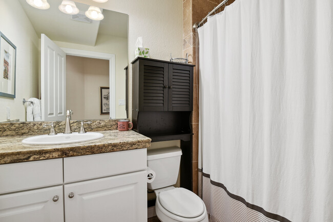 Building Photo - 535 Fillmore St