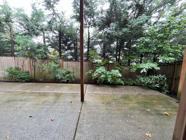 Building Photo - Spacious Corner-Lot Home with Three Levels...