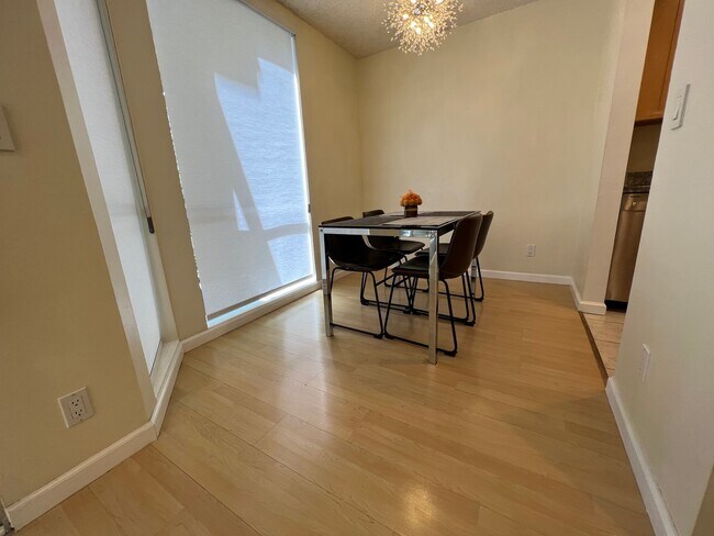 Building Photo - 2700 Le Conte Ave