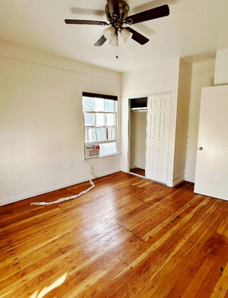 Building Photo - 1781 N Orchid Ave