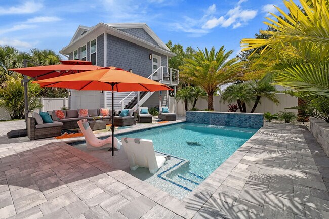 Building Photo - 5484 3rd St