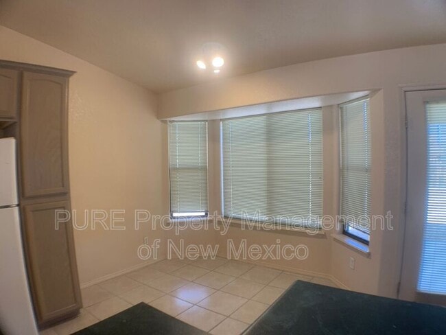 Building Photo - 4108 Abbey Rd