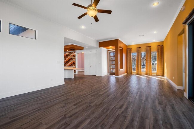Building Photo - 16205 Coral Stone Way