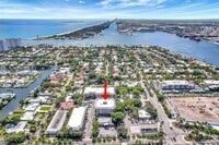 Building Photo - 2420 SE 17th St