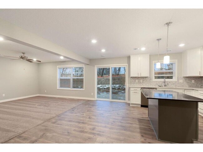 Building Photo - 13946 Lupine Trail NE
