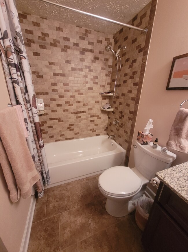 Building Photo - 6142 Kyle Leaf Ct