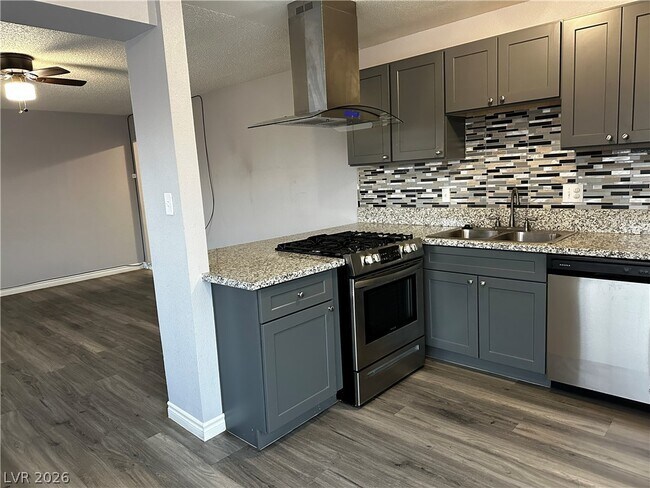 Building Photo - 3915 Cll Tereon