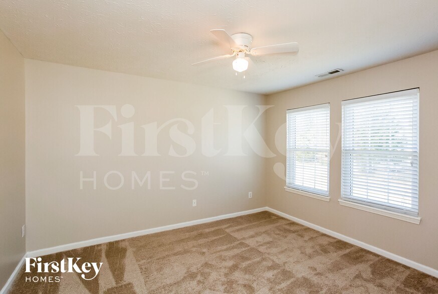 Building Photo - 7811 Camfield Way