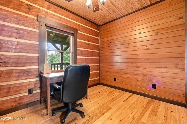 Building Photo - 5103 Hillmon Grove Rd