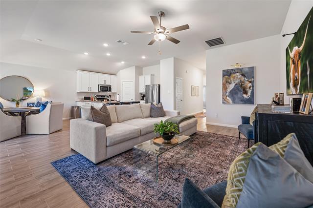 Building Photo - 137 Greenback Trl