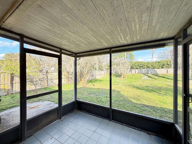 Building Photo - 4655 Trevi Dr