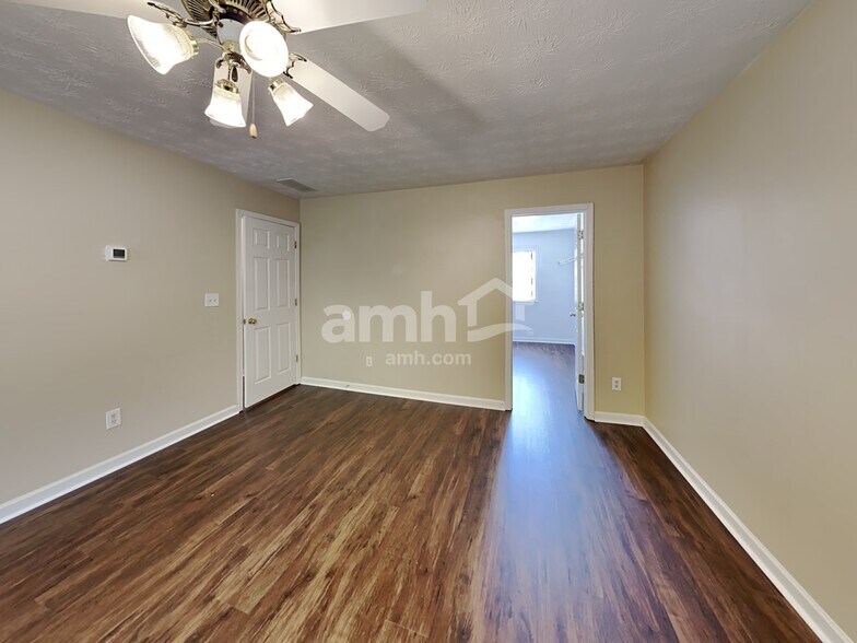 Building Photo - 3801 Bogan Mill Rd