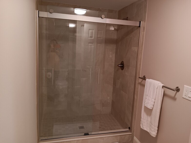 Master shower - 2348 SE 19th Cir