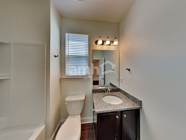 Building Photo - 5961 Hagar Vly Dr