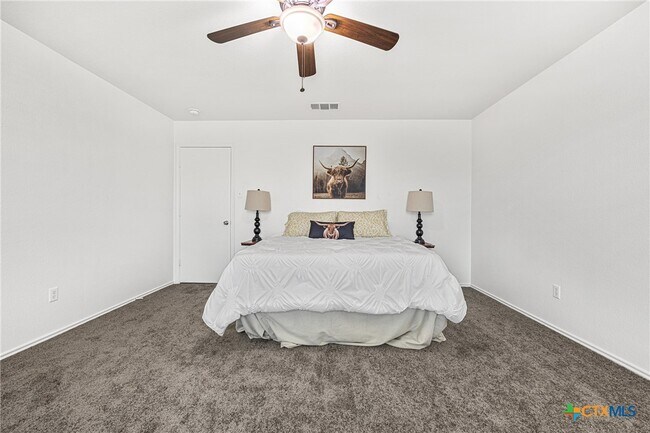 Building Photo - 113 W Gemini Ln
