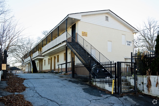 Primary Photo - 1010 Washington St SW