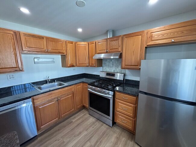 Building Photo - 234 Whidah Ct