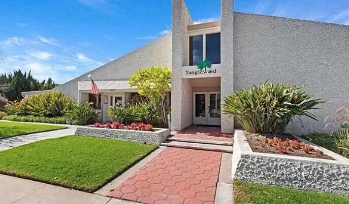 Building Photo - 3201 Via Pescado