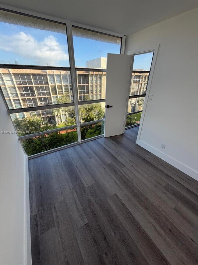 Building Photo - 801 Three Islands Boulevard