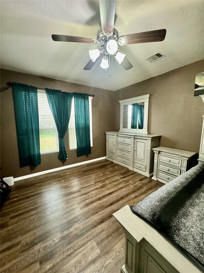 Building Photo - 2307 Cloudy Bay Dr