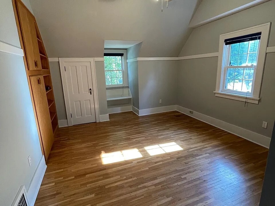 Bedroom 3 Office/Flex Space Upstairs - 2318 Storm St